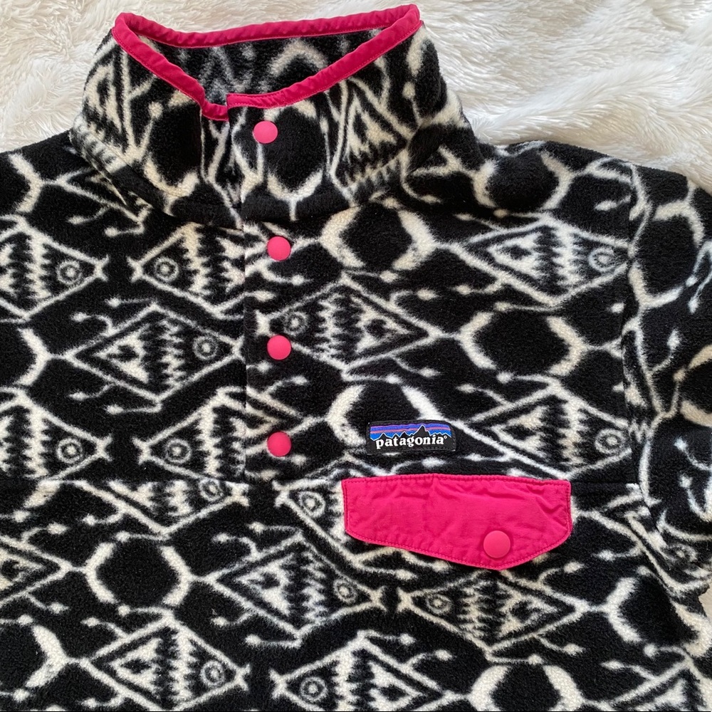 RARE reconditioned snap T Synchilla Ikat Fish